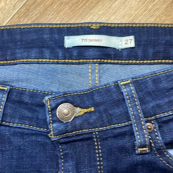 Levi’s Strauss Original Jean Pants Women’s Blue 711 Skinny 27 Stretch Denim EUC - Picture 2 of 8